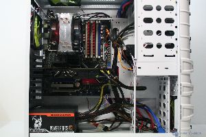 00031 INWIN_DRAGONRIDER_WWW.XTREMEHARDWARE.COM